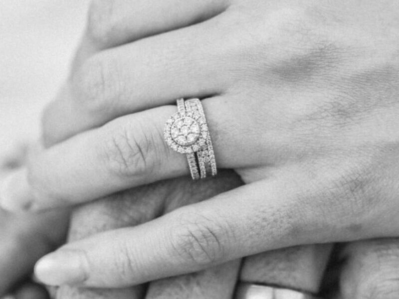 Hacks for Finding the Perfect Engagement Ring Hassle-Free