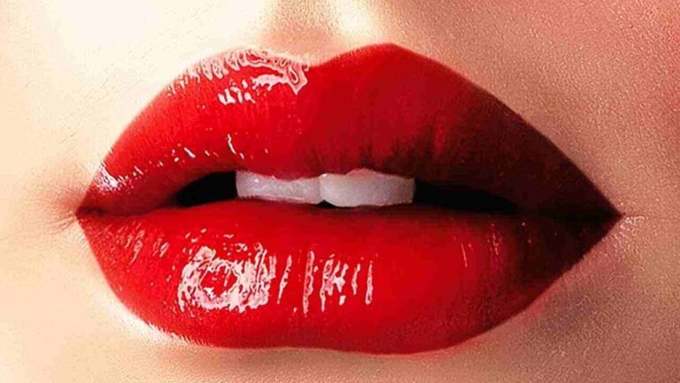 What You Need to Know about Tinted Lip Balms