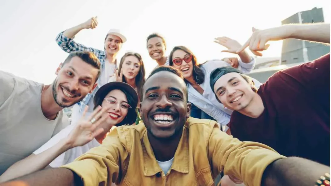 Social Issues Among Teenagers in the Age of the Internet